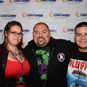 Meet your Posher, Noel